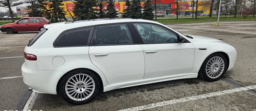 Alfa Romeo 159 cena 43050 przebieg: 130000, rok produkcji 2009 z Przemyśl małe 121